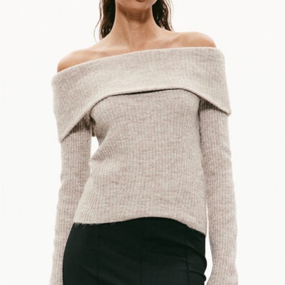 H&M Off-Shoulder Ribbed Sweater - Light Gray - Picture 4 of 10